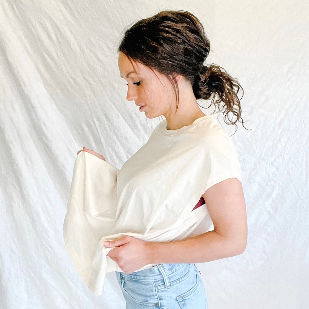 SOLD via Instagram shop. H&M Basics cream tank
Size XL